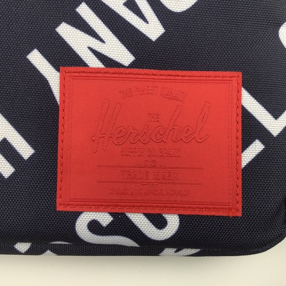 NWOT Herschel Laptop / Tablet Padded Sleeve - Picture 4 of 8